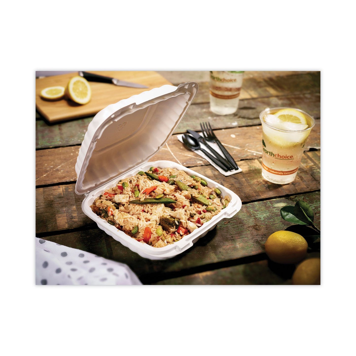 Pactiv Evergreen EarthChoice SmartLock Microwavable MFPP Hinged Lid Container, 3-Compartment, 8.31 x 8.35 x 3.1, White, Plastic, 200/Carton