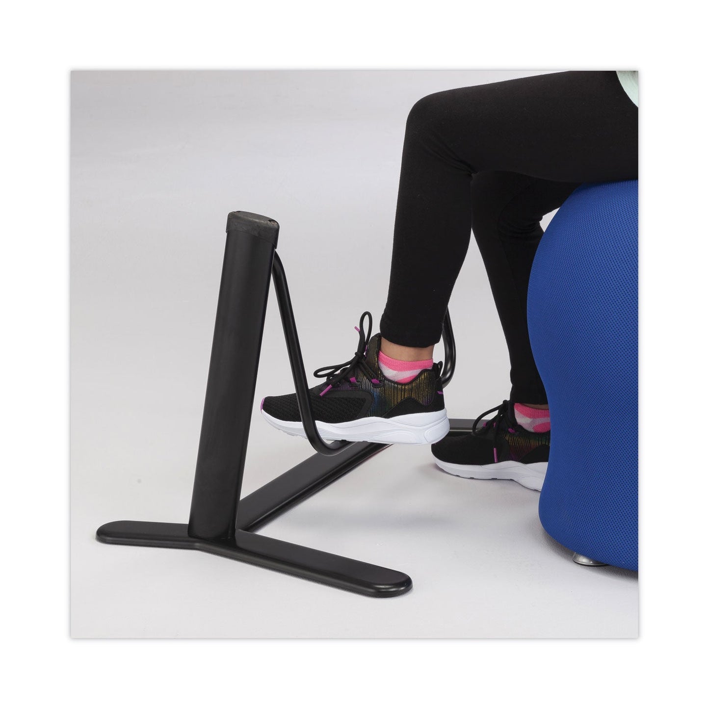 Safco Dynamic Footrest, 29w x 17.75d x 16.5h, Black