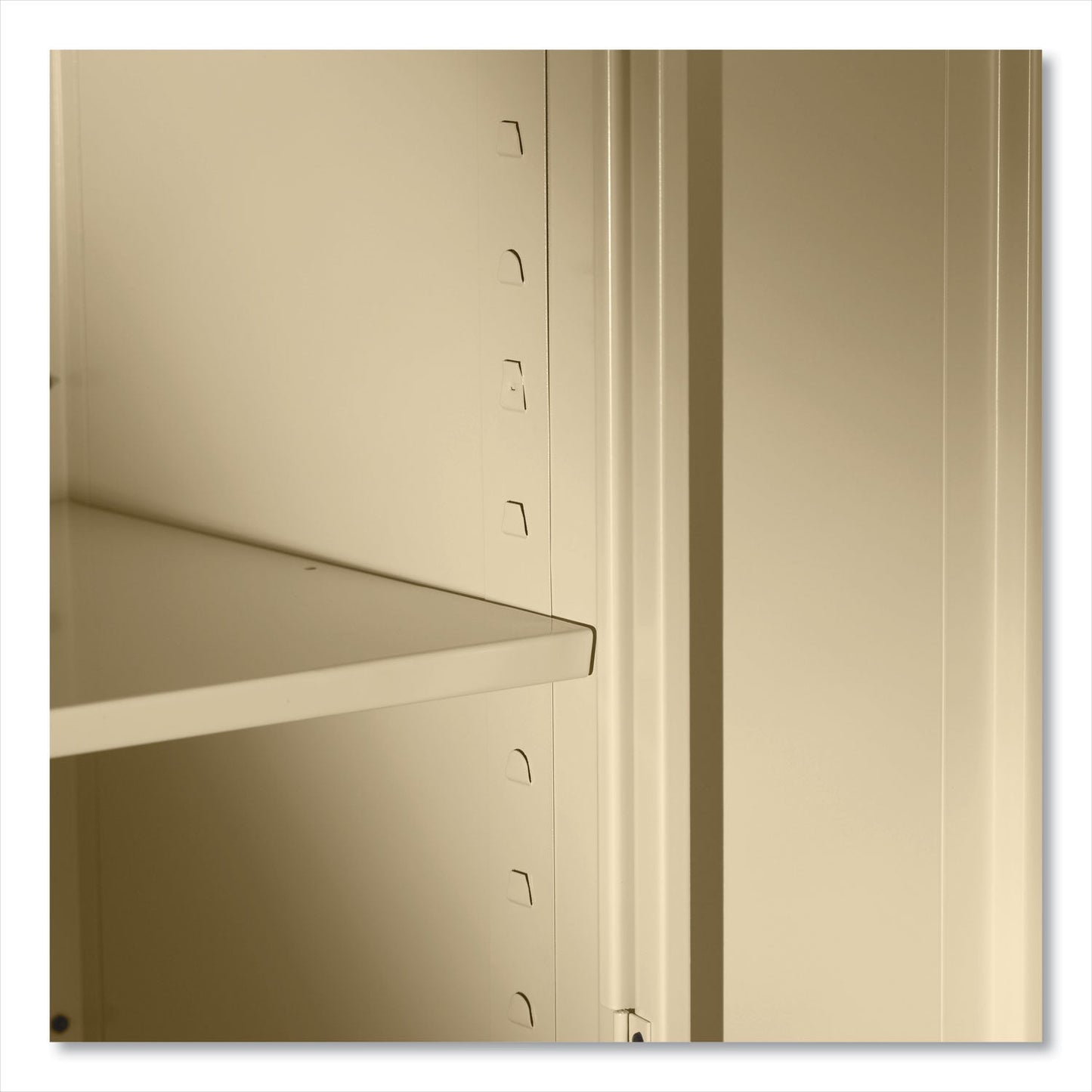 Tennsco 78" High Deluxe Cabinet, 36w x 18d x 78h, Putty