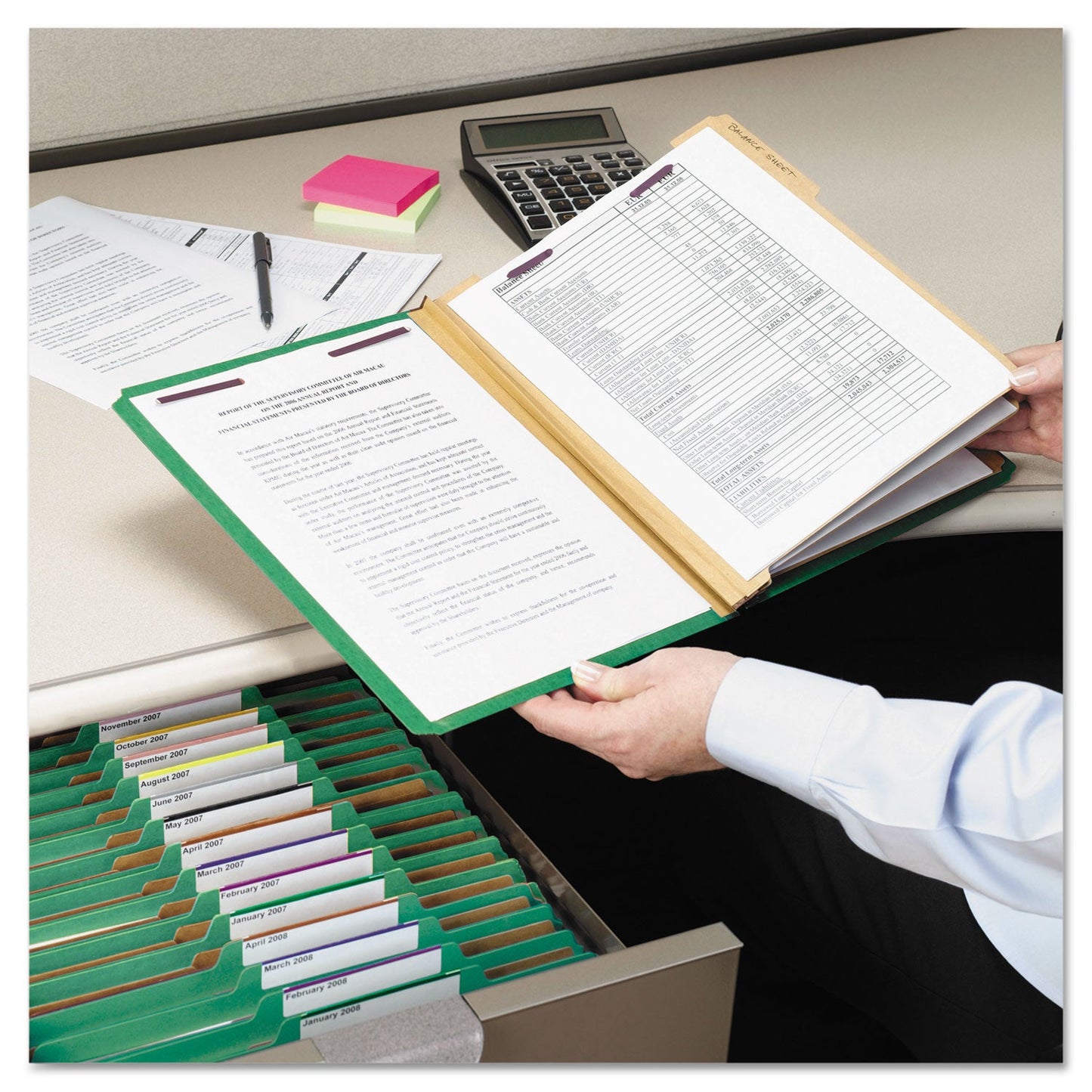 Smead Eight-Section Pressboard Top Tab Classification Folders with SafeSHIELD Fasteners, 3 Dividers, Letter Size, Green, 10/Box