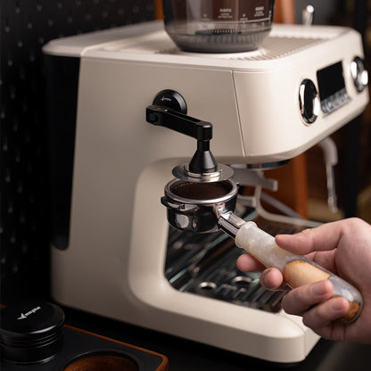 Multi-Function Magnetic Puck Screen Holder