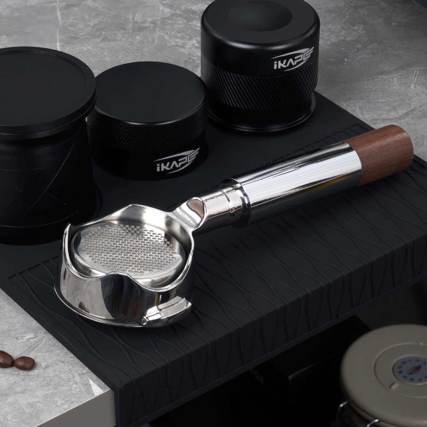 Openwork Bottomless Portafilter with High Extraction Basket