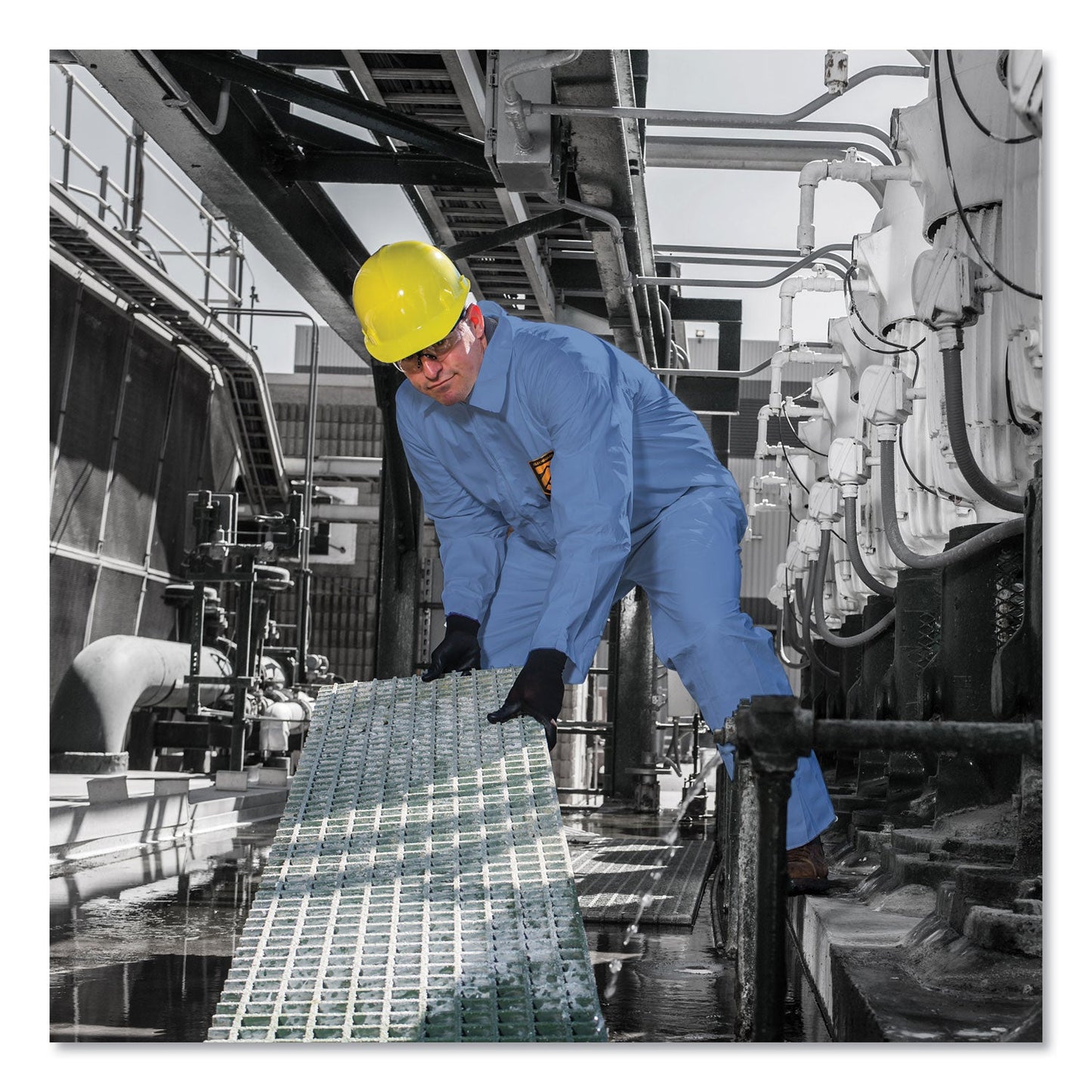 KleenGuard A20 Coveralls, MICROFORCE Barrier SMS Fabric, 2X-Large, Blue, 24/Carton