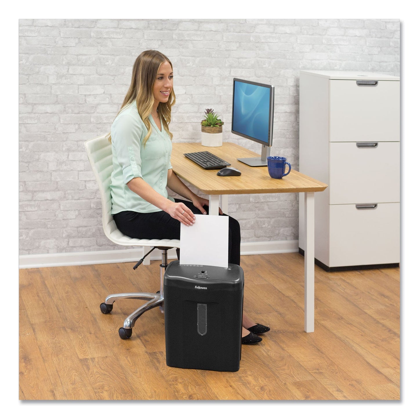Fellowes Powershred 11C Cross-Cut Shredder, 11 Manual Sheet Capacity