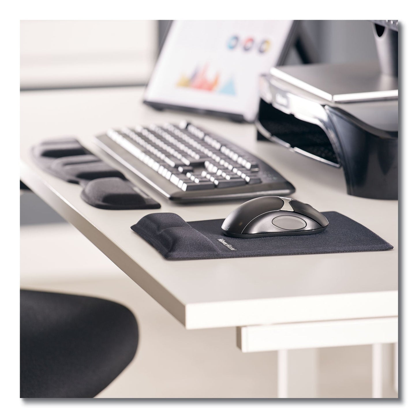 Fellowes Memory Foam Keyboard Palm Support, 13.75 x 3.37, Black
