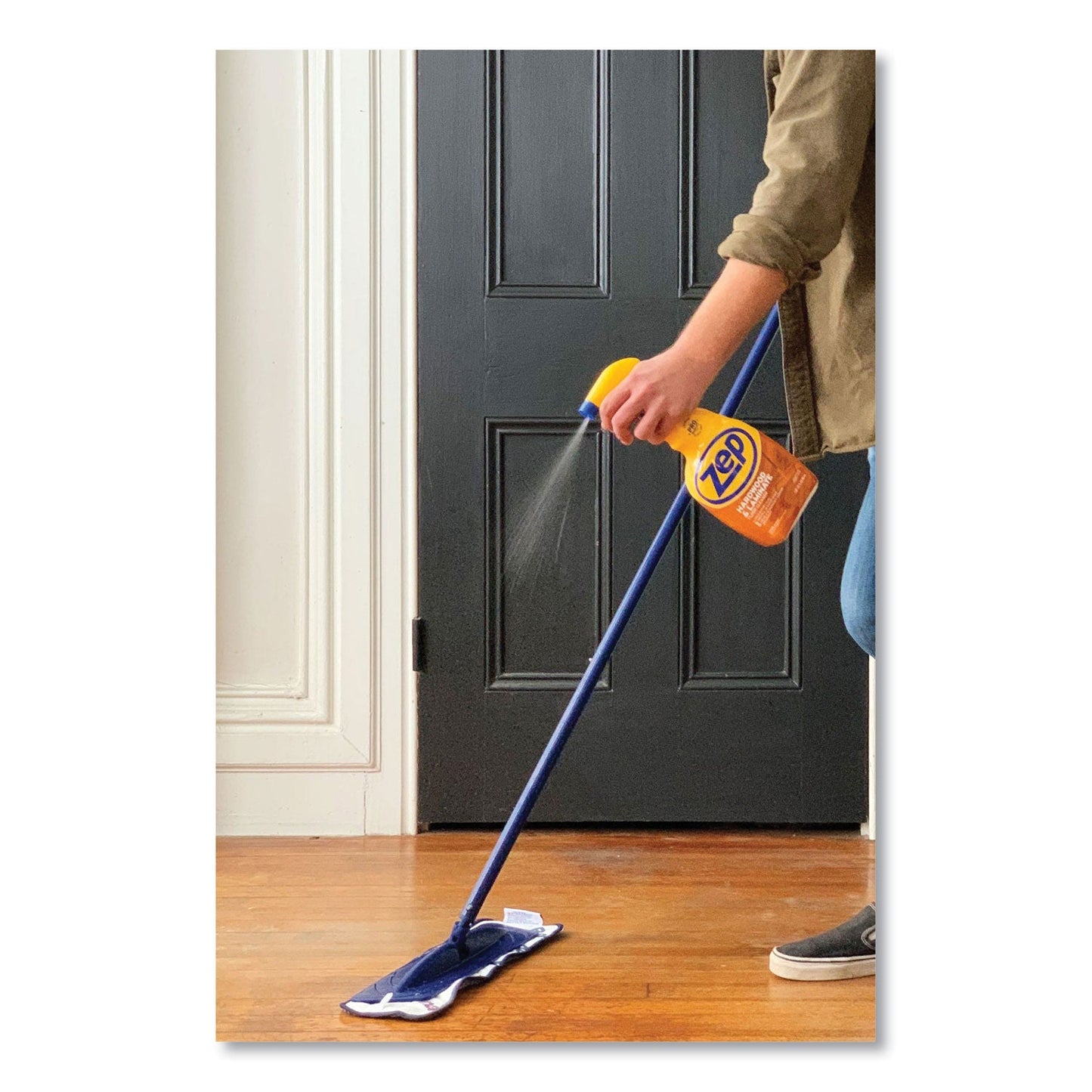 Zep Commercial Hardwood and Laminate Cleaner, 32 oz Spray Bottle