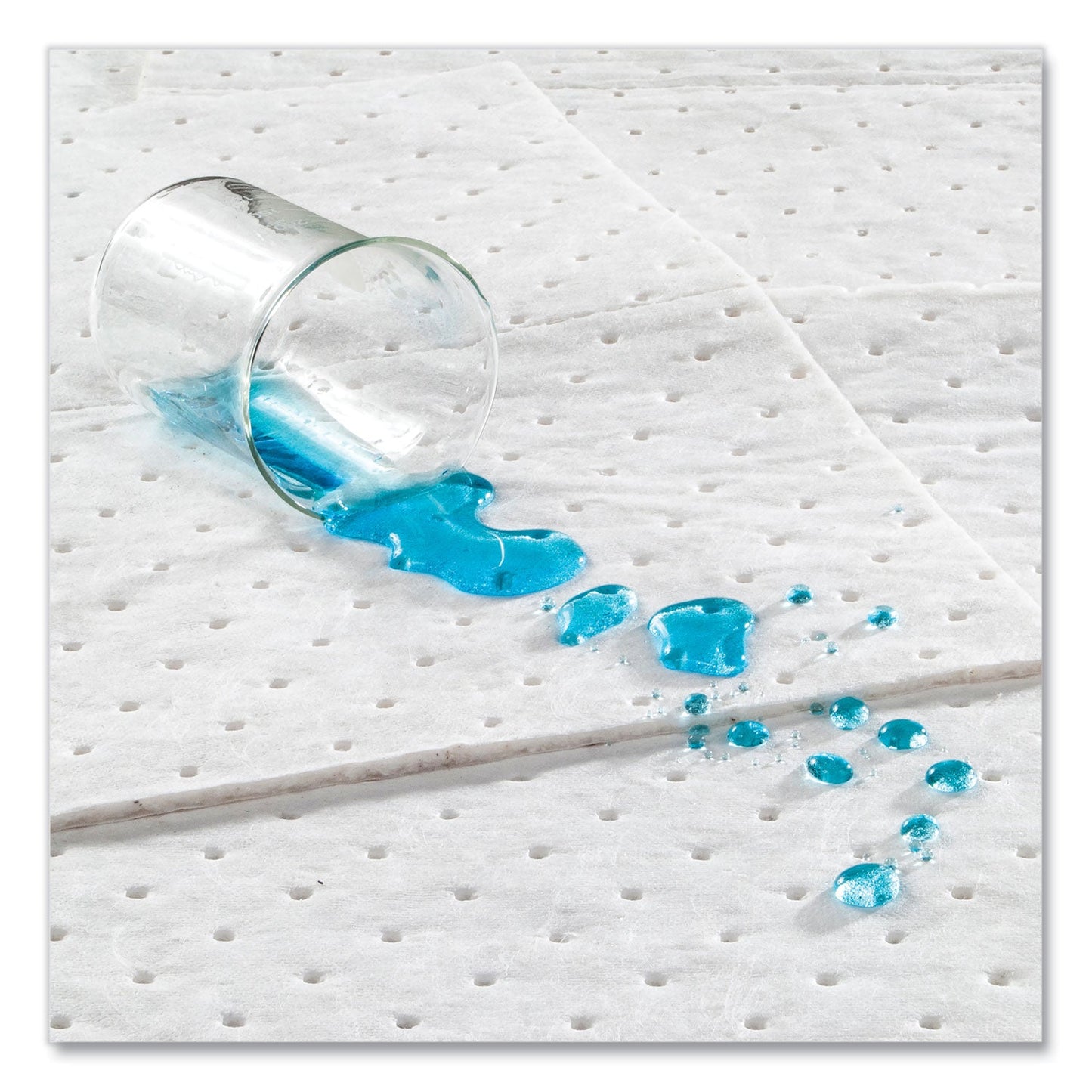 HOSPECO TASKBrand Industrial Oil Only Sorbent Pad, 0.21 gal, 15 x 18, 100/Carton
