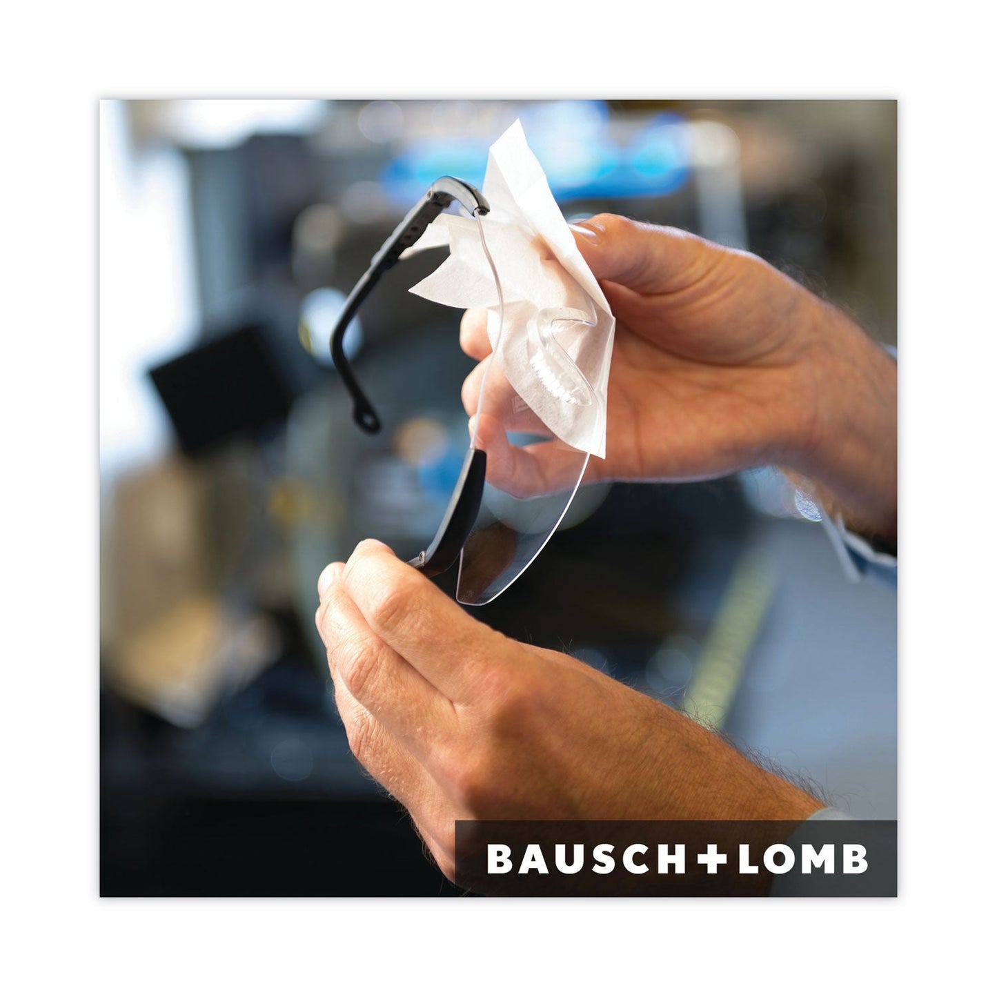 Bausch & Lomb Sight Savers FogShield Disposable Lens Cleaning Station, 12 oz Bottle, 1,425 Tissues/Box