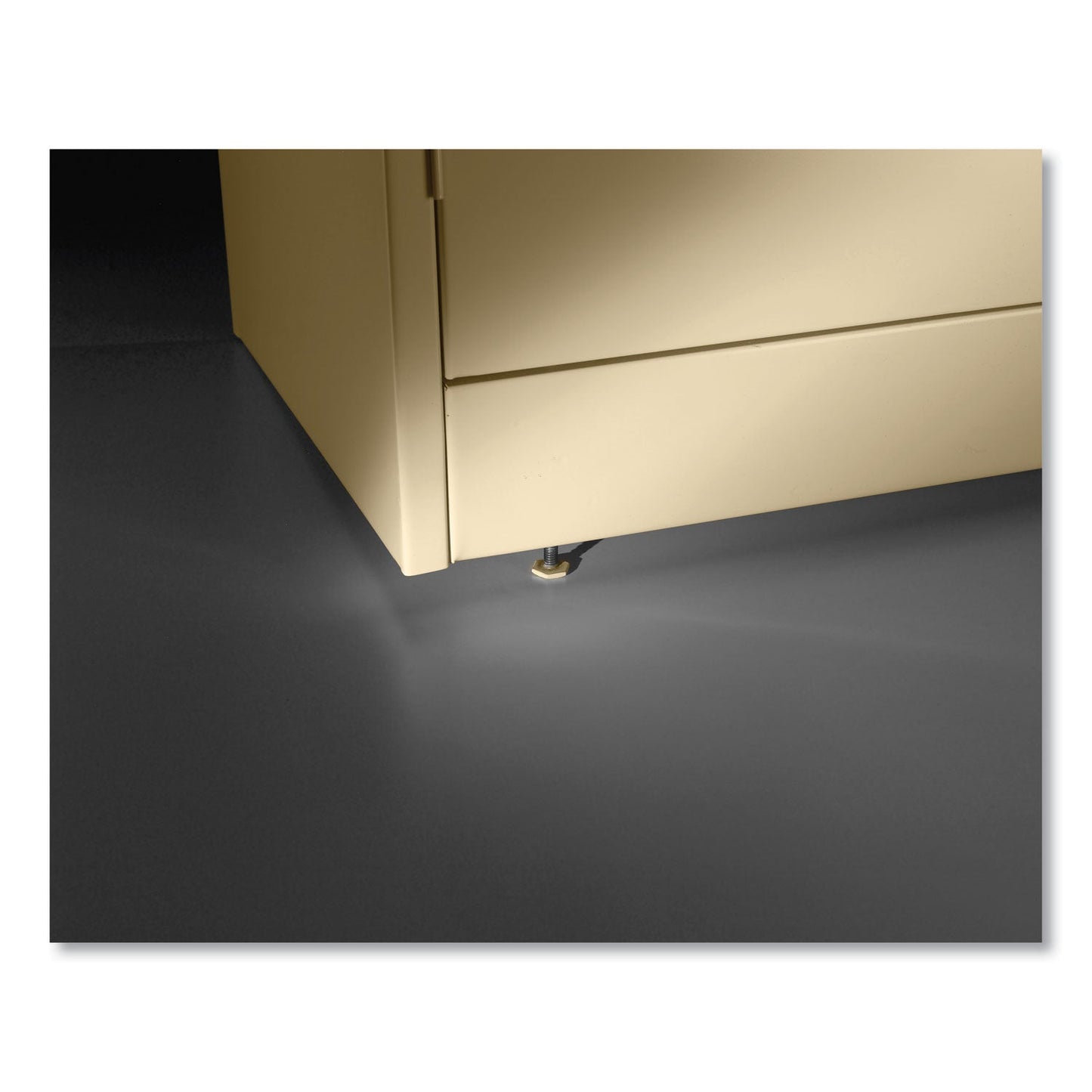 Tennsco 72" High Standard Cabinet (Assembled), 36 x 18 x 72, Putty