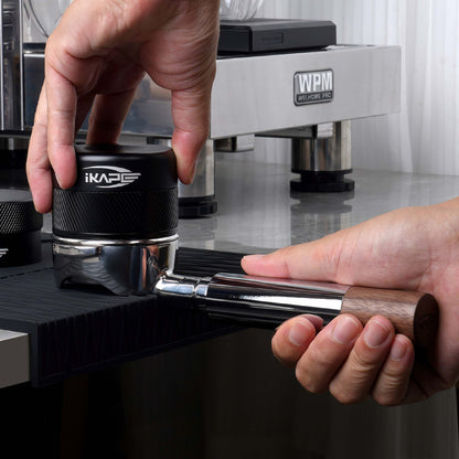 Openwork Bottomless Portafilter with High Extraction Basket