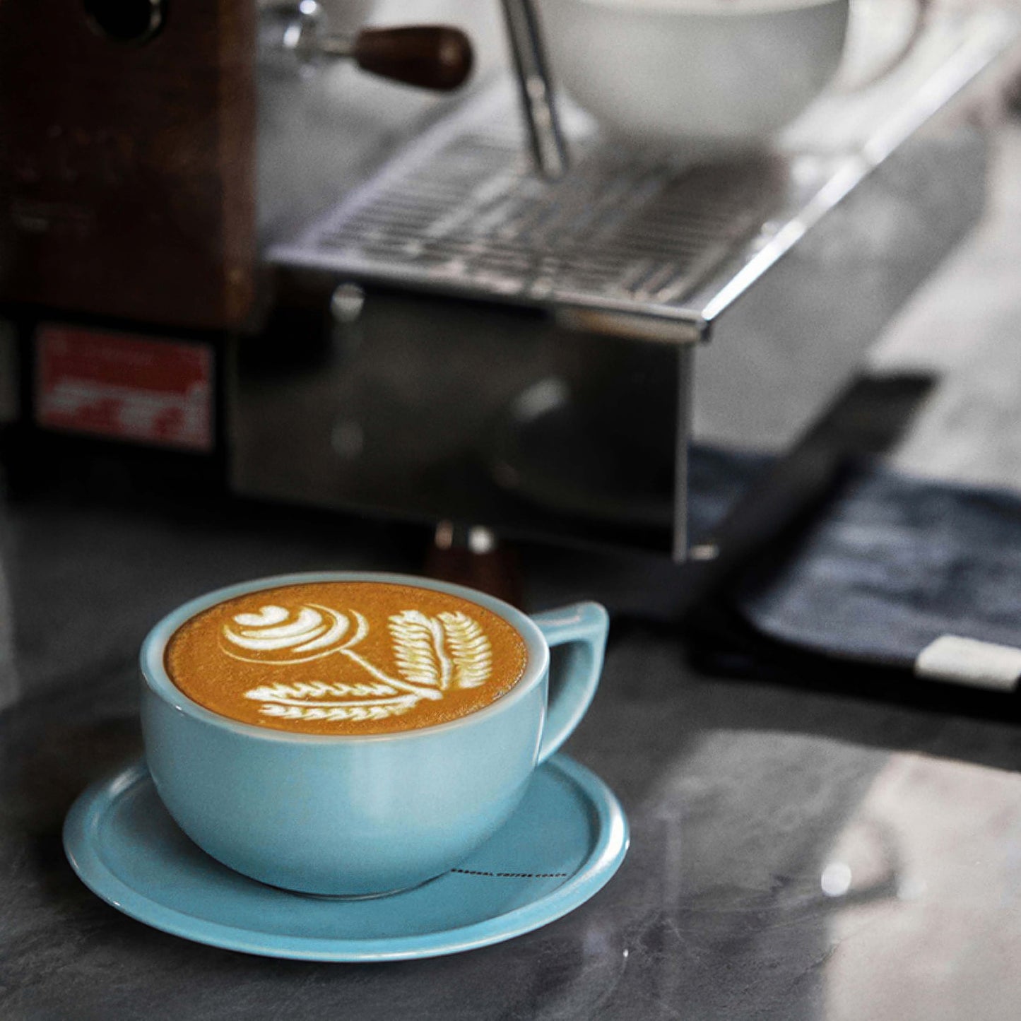 Embossed Ceramic Latte Cup 280ml