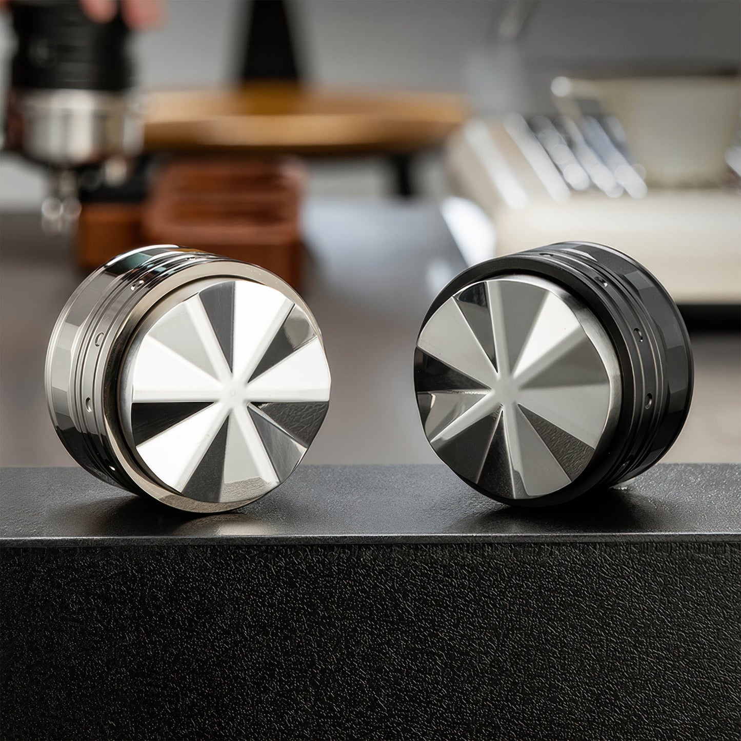 UFO Gravity Distributor - Stainless Steel Leveler