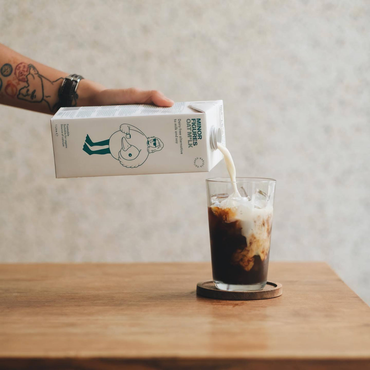 Minor Figures Barista Oat Milk - 4 cases of 6, 32oz cartons (24 total)