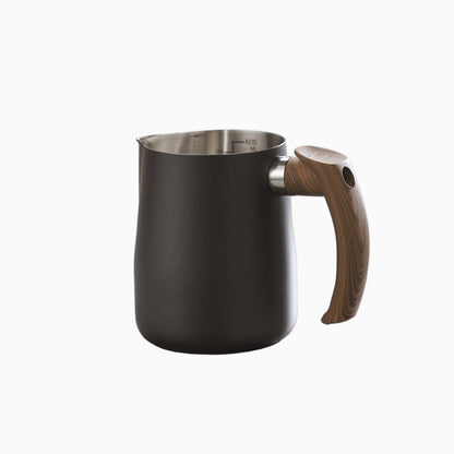 Thickened Milk Jugs For Latte, Cappuccino And Frothing Milk